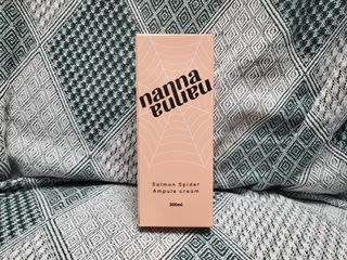 난나 살몬 스파이더 검버섯 미백 톤업 화이트닝 연어 앰플 크림 300ml 대용량 — 5점을 준 리뷰어가 2022년 8월 올린 사용 사진
