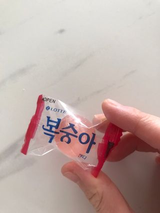 청포도캔디 복숭아캔디 — 5점을 준 리뷰어가 2022년 11월 올린 사용 사진