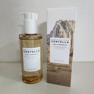 스킨1004 [SKIN1004] 마다가스카르 센텔라 라이트 클렌징 오일 200ml — 5점을 준 리뷰어가 2024년 7월 올린 사용 사진