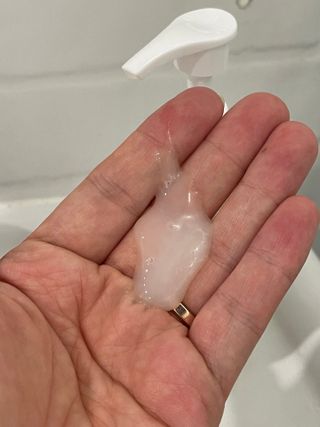 랑벨 내츄럴 딥 포어 클렌저 210ml (저자극 약산성 천연 클렌징 젤) — 5점을 준 리뷰어가 2022년 10월 올린 사용 사진