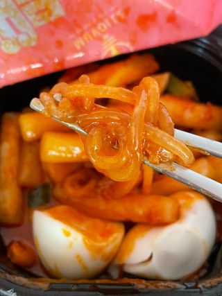 한성기업 무볼레 닭떡볶이+해물떡볶이 2종 세트 — 5점을 준 리뷰어가 2021년 10월 올린 사용 사진