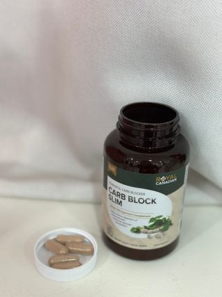 로얄 캐네디언 카보블록 슬림 — 5점을 준 리뷰어가 2023년 4월 올린 사용 사진