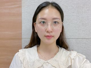 뷰맵  풀티타늄 초경량 9g 모던 판토 YOURS VM1024 SLV — 5점을 준 리뷰어가 2021년 9월 올린 사용 사진
