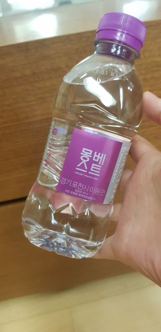몽베스트 [MONTBEST] 330mL 20병 — 5점을 준 리뷰어가 2021년 10월 올린 사용 사진