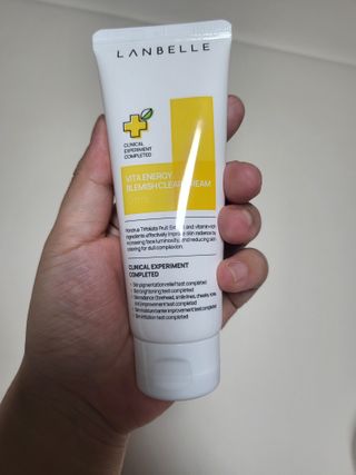 랑벨 비타 에너지 잡티 크림 75ml (피부 속 기미완화크림) — 5점을 준 리뷰어가 2022년 6월 올린 사용 사진