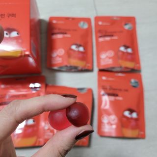 [푸름웰니스] 라바 멀티비타민 구미 36g — 5점을 준 리뷰어가 2022년 2월 올린 사용 사진