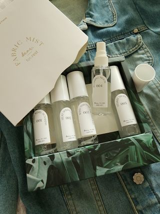 디어포레스트 [5개세트] 숲속의 하루 패브릭미스트 (섬유향수/ 룸스프레이) 50ml 5개 — 5점을 준 리뷰어가 2022년 10월 올린 사용 사진