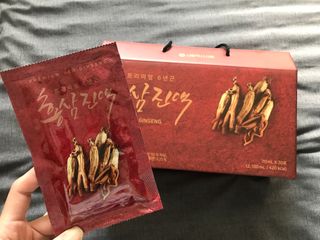 서울약사신협_프리미엄 6년근 홍삼진액_70mlx30포 — 5점을 준 리뷰어가 2021년 2월 올린 사용 사진