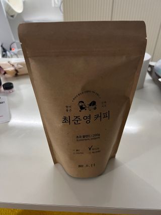 소담스퀘어 상암 최준영 커피 초코 블렌드(홀빈/드립분쇄 택 1) — 5점을 준 리뷰어가 2022년 11월 올린 사용 사진