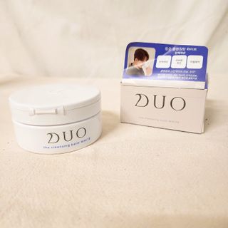 듀오코리아 [듀오] 피부맞춤형 저자극 클렌징밤 1종 랜덤발송 (모공케어,안색개선,안티에이징,블랙헤드) — 4점을 준 리뷰어가 2022년 8월 올린 사용 사진