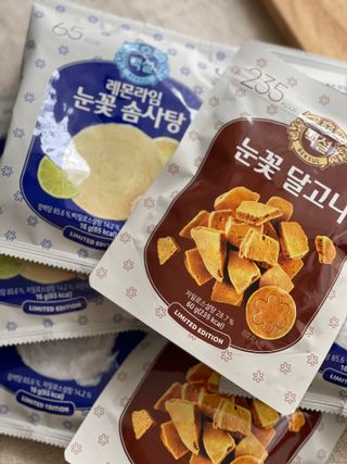 딜라이트 프로젝트  달콤한 눈꽃 간식세트( 눈꽃 솜사탕 / 레몬라임 솜사탕 / 달고나 총 7EA+스마트톡 증정) — 5점을 준 리뷰어가 2022년 5월 올린 사용 사진
