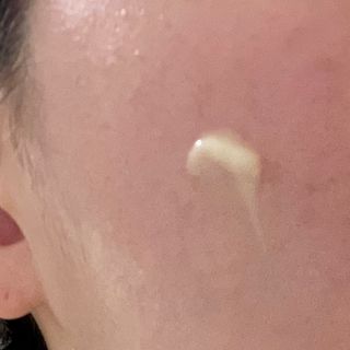 [NEW 탄력유턴 아이크림] AHC 유스 래스팅 리얼 아이크림 포 페이스 — 5점을 준 리뷰어가 2021년 3월 올린 사용 사진