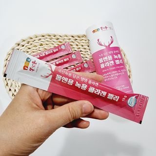 [몸엔용] 녹용 담은 탱탱 콜라겐 녹용 콜라겐 젤리 15g x 20포 — 5점을 준 리뷰어가 2022년 4월 올린 사용 사진