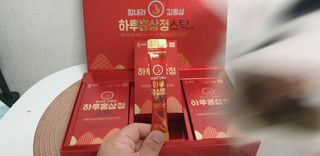 힘내라김홍삼 하루홍삼정스틱 10g x 30포 — 5점을 준 리뷰어가 2021년 4월 올린 사용 사진