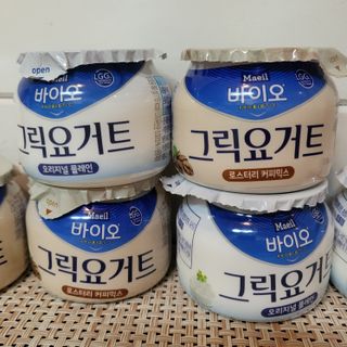 매일바이오 그릭요거트 오리지널 플레인 4개, 로스터리 커피믹스 4개 — 2점을 준 리뷰어가 2021년 12월 올린 사용 사진