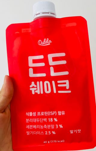 [덜다] 든든 식물성 단백질 쉐이크 40g X 7입 (곡물/딸기) — 5점을 준 리뷰어가 2023년 8월 올린 사용 사진