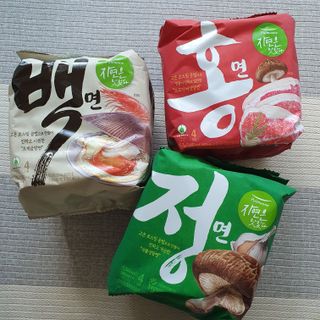 [풀무원] 자연은맛있다 정면, 백면, 홍면  세트 — 5점을 준 리뷰어가 2021년 4월 올린 사용 사진