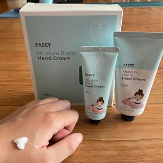 파시 FASCY 高保湿ハンドクリーム40ml+80ml セット — 5점을 준 리뷰어가 2021년 7월 올린 사용 사진