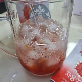 [복음자리] 바리스타 패키지 2종 랜덤발송 (딸기스무디 스틱+샤인머스캣에이드 or 망고스무디+자몽에이드) — 5점을 준 리뷰어가 2022년 6월 올린 사용 사진