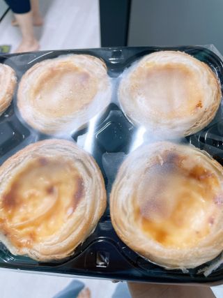 디앙뜨 포르투갈 에그타르트 오리지널 맛+패션후르츠+초콜릿타르트 맛 중 택1 — 4.5점을 준 리뷰어가 2021년 7월 올린 사용 사진