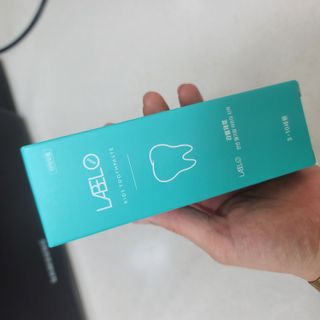 치과에서 쓰는 치약 _ 라벨제로 저불소 꼬마, 키즈, 유아, 베이비, 주니어 안전한 어린이치약 — 5점을 준 리뷰어가 2023년 2월 올린 사용 사진