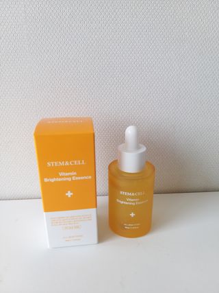 체르엠 스템앤셀 비타민 브라이트닝 에센스 30ml 1개 — 5점을 준 리뷰어가 2021년 9월 올린 사용 사진