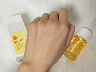 바이오오일 [바이오-오일] 스킨케어 오일 내추럴 60ml — 5점을 준 리뷰어가 2021년 11월 올린 사용 사진