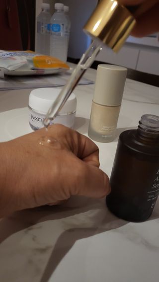 렉스리 닥터 올인원 세럼 Rexri Dr.All-in-one Serum — 5점을 준 리뷰어가 2022년 10월 올린 사용 사진