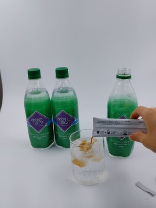 몽베스트 Montbest with Sparkling water Plain 20병 — 5점을 준 리뷰어가 2021년 11월 올린 사용 사진