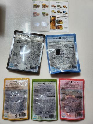 하나마이 [마마쿡] 전 청와대 천상현 셰프의 밑반찬  5종세트(소고기 장조림+연근조림+진미채+간장김자반+새우김자반) — 5점을 준 리뷰어가 2023년 4월 올린 사용 사진