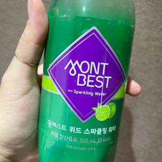 몽베스트 Montbest with Sparkling water Lime20병 — 5점을 준 리뷰어가 2021년 10월 올린 사용 사진
