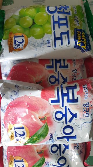 청포도캔디 복숭아캔디 — 5점을 준 리뷰어가 2022년 11월 올린 사용 사진