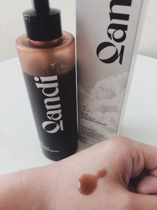 헤어플러스 콴디 플러피 클라우드 버블 팩 클렌저 — 4.5점을 준 리뷰어가 2021년 6월 올린 사용 사진