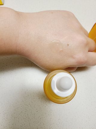 체르엠 스템앤셀 비타민 브라이트닝 에센스 30ml 1개 — 5점을 준 리뷰어가 2021년 10월 올린 사용 사진