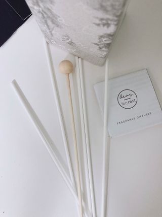 디어포레스트 숲속의 시간 디퓨저 시리즈 — 4점을 준 리뷰어가 2022년 8월 올린 사용 사진