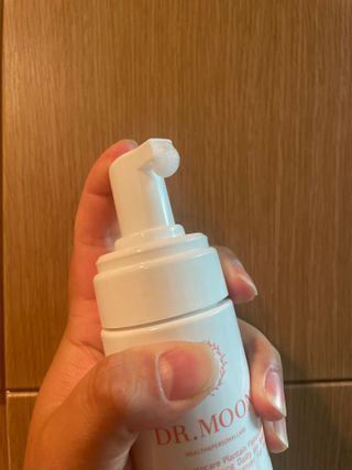 MF프리 [닥터문] 유산균 락토케어 질경초 여성청결제 200ml (폼타입) — 5점을 준 리뷰어가 2022년 9월 올린 사용 사진