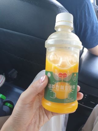 탐라원 제주의 맛, 몬딱주스 4종세트 - 한라봉몬딱주스, 천혜향몬딱주스, 청귤에이드, 당근몬딱주스 — 5점을 준 리뷰어가 2021년 7월 올린 사용 사진