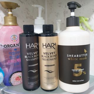 헤어플러스 블랙 컬러본드 샴푸 트리트먼트 300ml — 4점을 준 리뷰어가 2021년 5월 올린 사용 사진