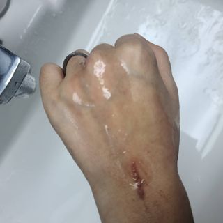 레드투래드 안티더스트 클렌징 오일 150ml — 5점을 준 리뷰어가 2021년 6월 올린 사용 사진