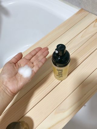 헤어플러스 콴디 아침세안제 폼클렌징 퓨어 어니스티 모닝클렌저 — 4.5점을 준 리뷰어가 2021년 7월 올린 사용 사진