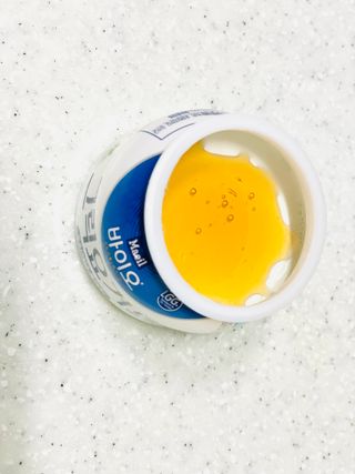 매일바이오 그릭요거트 오리지널 플레인 4개, 로스터리 커피믹스 4개 — 5점을 준 리뷰어가 2021년 12월 올린 사용 사진