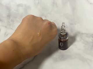 제이앤디바이오 앙코르 블랑 브라이트닝 앰플 — 5점을 준 리뷰어가 2022년 2월 올린 사용 사진