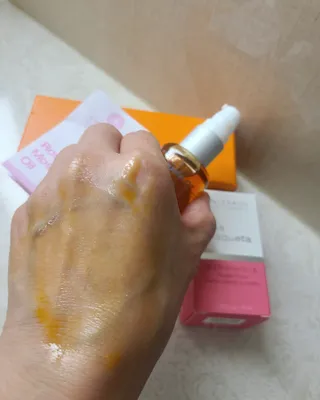 유니베르소 로즈힙 오일 15ml — 5점을 준 리뷰어가 2021년 7월 올린 사용 사진