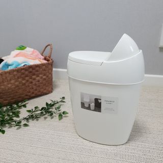 창신리빙 프랑코 바스 휴지통 7L — 5점을 준 리뷰어가 2022년 2월 올린 사용 사진