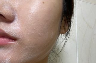 프리마인 메이크업과 들뜨는 각질까지 한방에 깐달걀로! 순하기까지한 셀베이스 그린티클렌저(200ml) — 3점을 준 리뷰어가 2023년 5월 올린 사용 사진