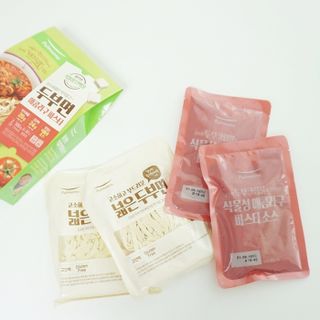 [풀무원] 식물성 저당질식 세트, 두부면 매콤라구파스타와 두부면 직화짜장 — 5점을 준 리뷰어가 2021년 3월 올린 사용 사진