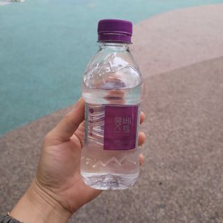 몽베스트 [MONTBEST] 330mL 20병 — 5점을 준 리뷰어가 2021년 10월 올린 사용 사진