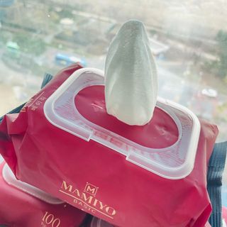 마미요 대용량 플레인 아기물티슈 베이직 캡형 100매 * 10개 — 5점을 준 리뷰어가 2022년 12월 올린 사용 사진