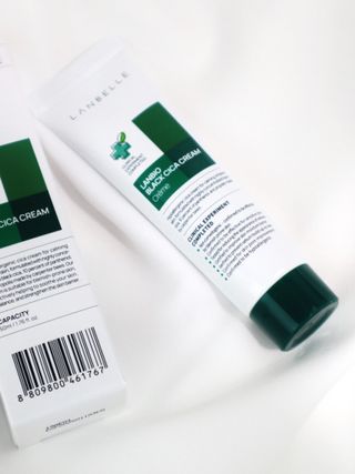 랑벨 랑바이오 블랙 시카 크림 50ml(블랙비 프로폴리스, 시카 4종, 판테놀 10 함유) — 5점을 준 리뷰어가 2022년 4월 올린 사용 사진
