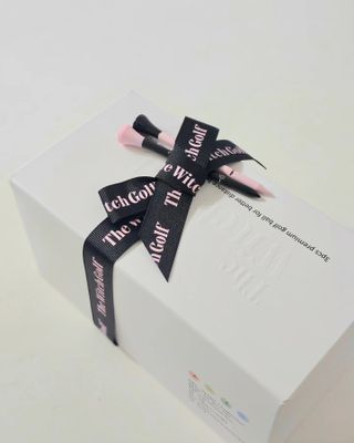 더위치골프(thewitchgolf) 프리미엄 골프 공 더위치골프 매트 펄 컬러의 3피스볼 더위치골프 골프볼 선물세트 — 5점을 준 리뷰어가 2023년 9월 올린 사용 사진